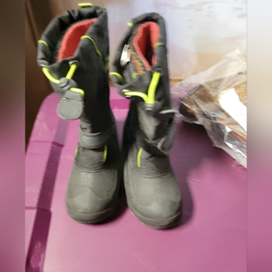 Arctic‎ Cat New Youth Winter Boots With extra Liners Size 12 NIB